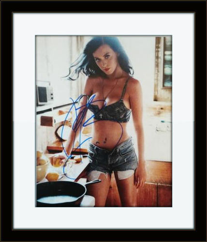 Framed Katy Perry Authentic Autograph with