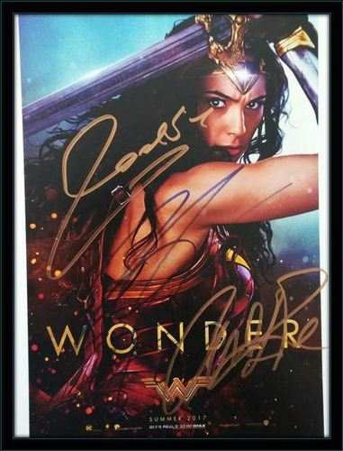 Framed Wonder Woman Cast Authentic Autograph with COA