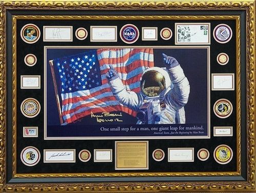 12 ASTRONAUT MOONWALKERS INCLUDING NEIL ARMSTRONG AUTOGRAPHS WITH CERTIFICATE OF AUTHENTICITY